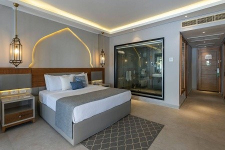 Posh Club By Sunrise Diamond Beach - 59