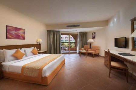 Charmillion Gardens Aqua Park (Ex. Sea Gardens Resort) - 37