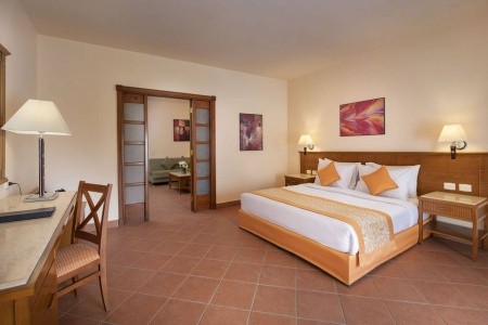 Charmillion Gardens Aqua Park (Ex. Sea Gardens Resort) - 40