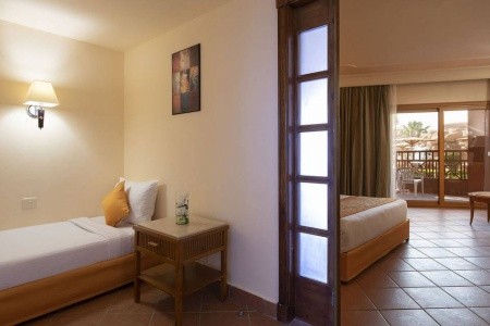 Charmillion Gardens Aqua Park (Ex. Sea Gardens Resort) - 49