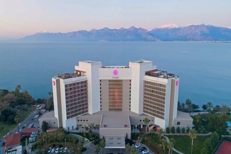 Turecko Antalya Akra 9 dňový pobyt Raňajky Letecky Letisko: Praha August 2026 (25/08/26- 2/09/26)