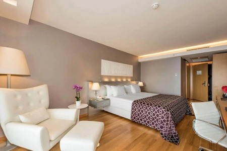 Turecko Antalya Akra 9 dňový pobyt Raňajky Letecky Letisko: Praha August 2026 (25/08/26- 2/09/26)