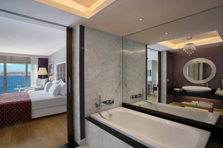 Turecko Antalya Akra 9 dňový pobyt Raňajky Letecky Letisko: Praha August 2026 (25/08/26- 2/09/26)