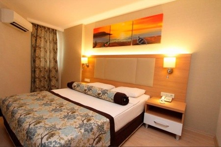 Blue Wave Suite - 26