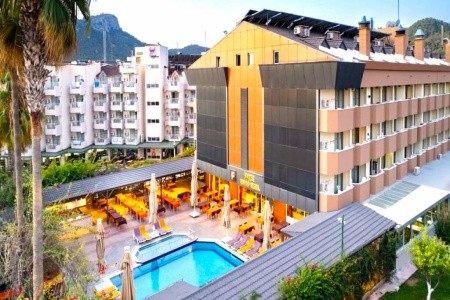 Fame Residence Beach - 20