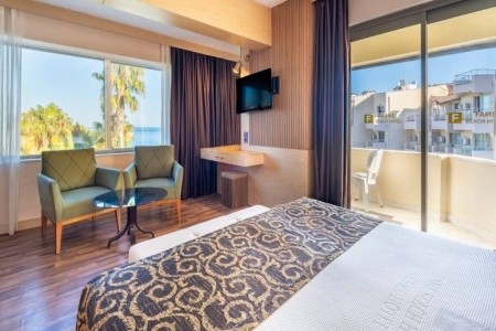 Fame Residence Beach - 27