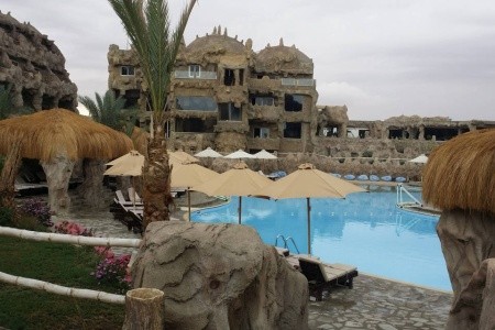 Caves Beach Resort Hurghada - 54
