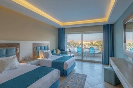 Titanic Resort & Aqua Park - 16