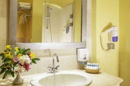 The Three Corners Rihana Resort - 39