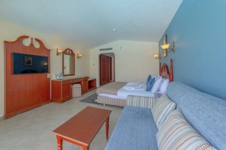 Titanic Palace Resort - 34