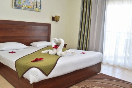 Royal Star Beach Resort - 12