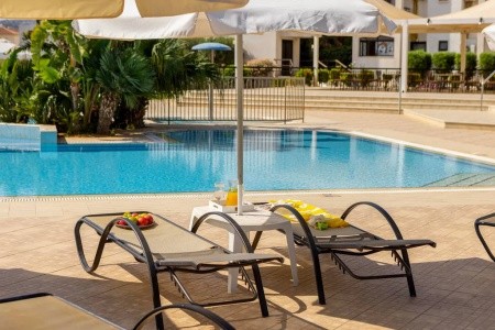 Seagull Hotel Apartments - 8