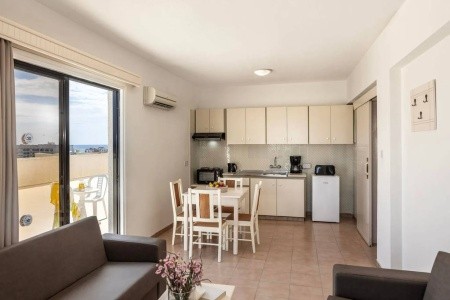 Seagull Hotel Apartments - 29