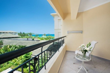 Horizon Resort & Spa - 40