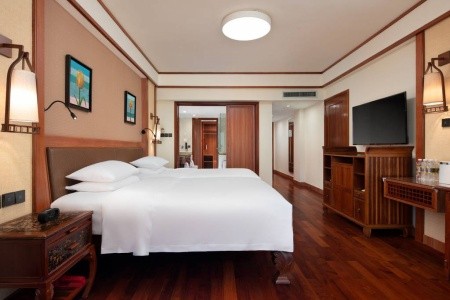 Horizon Resort & Spa - 79