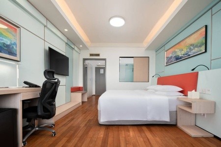 Horizon Resort & Spa - 82