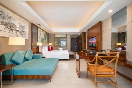 Four Season Ocean Courtyard Hotel - 19