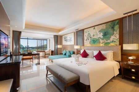 Four Season Ocean Courtyard Hotel - 24