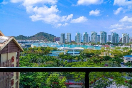 Four Season Ocean Courtyard Hotel - 25