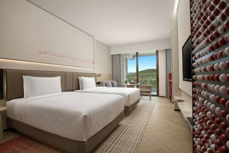 Hualuxe Sanya Yalong Bay Resort - 47