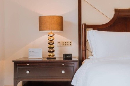 The St. Regis Yalong Bay Resort (Sanya) - 54