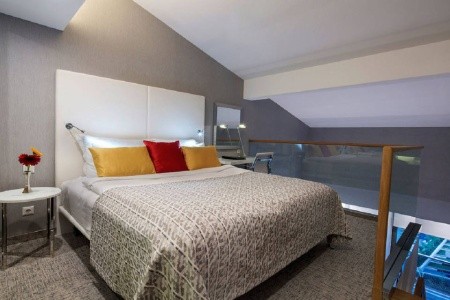 The Sense Deluxe - 82