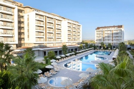 Greenwood Suites Resort - 31