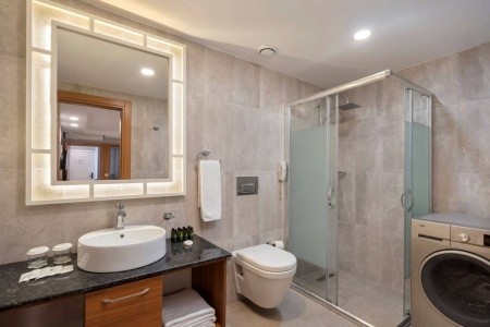 Greenwood Suites Resort - 55