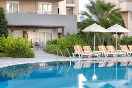 Greenwood Suites Resort - 62