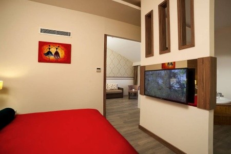 Turecko Side Luna Blanca Resort 8 dňový pobyt Ultra All inclusive Letecky Letisko: Praha June 2026 (25/06/26- 2/07/26)