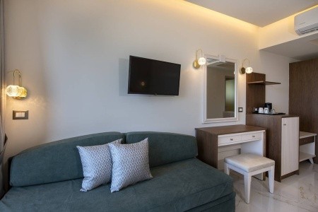 Vantaris Luxury Beach Resort - 60