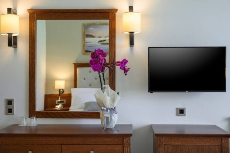 Vantaris Palace - 49