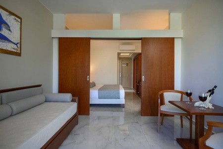 Vantaris Palace - 55