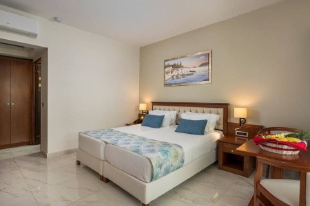 Vantaris Palace - 58