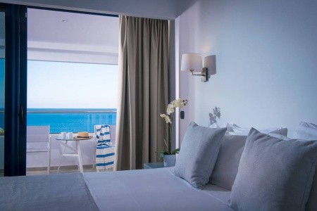 Peninsula Resort & Spa - 41