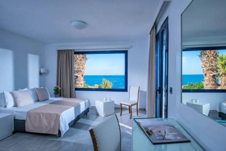 Peninsula Resort & Spa - 44