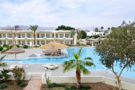 Cataract Resort - 33