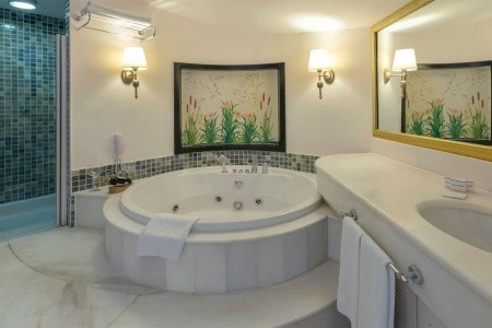 Turecko Turecká riviéra Starlight Resort (Ex.starlight Convention Center) 8 dňový pobyt Ultra All inclusive Letecky Letisko: Praha July 2026 ( 8/07/26-15/07/26)