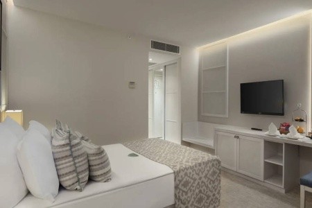 Mirage Park Resort (Ex. Majesty Resort Mirage Park) - 44