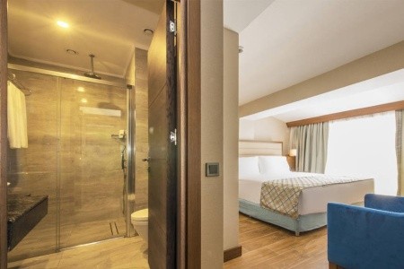 Ramada Plaza By Wyndham Antalya - 29