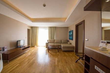 Ramada Plaza By Wyndham Antalya - 31