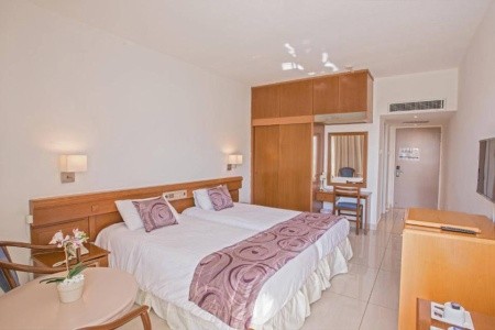 Tsokkos Protaras - 25