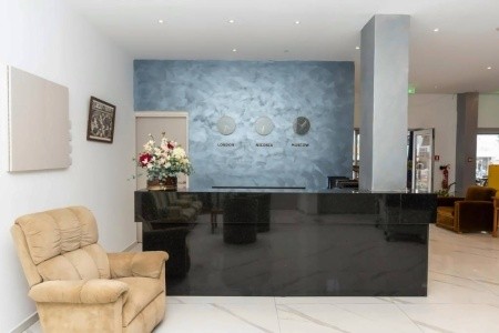 Flora Hotel Apartments - 4