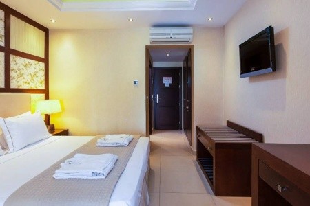 Theartemis Palace - 33