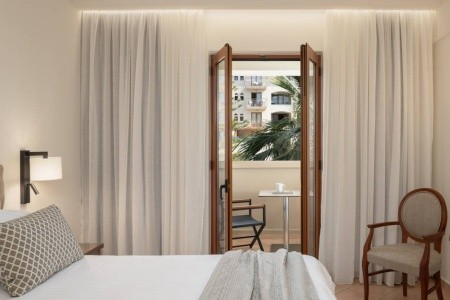 Theartemis Palace - 39