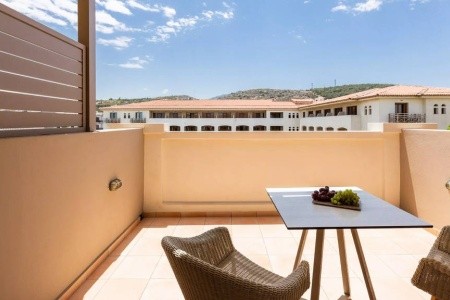 Theartemis Palace - 44