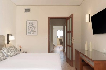 Theartemis Palace - 50