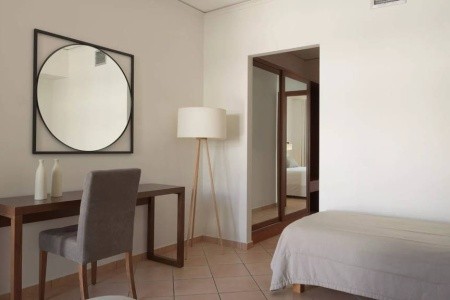 Theartemis Palace - 51