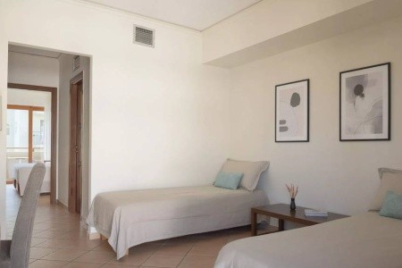 Theartemis Palace - 52