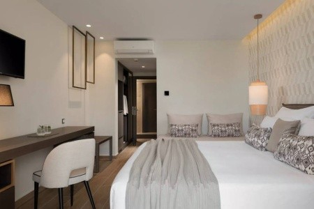 Theartemis Palace - 53